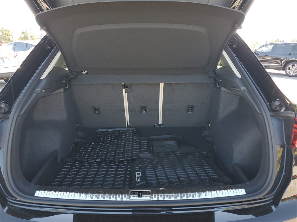 Used 2024 Audi Q3 2.0T Premium Plus image 10