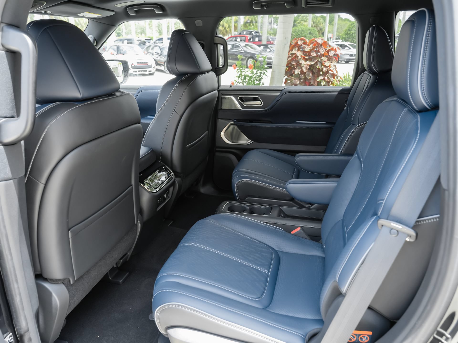 Certified 2026 INFINITI QX80 4WD image 18