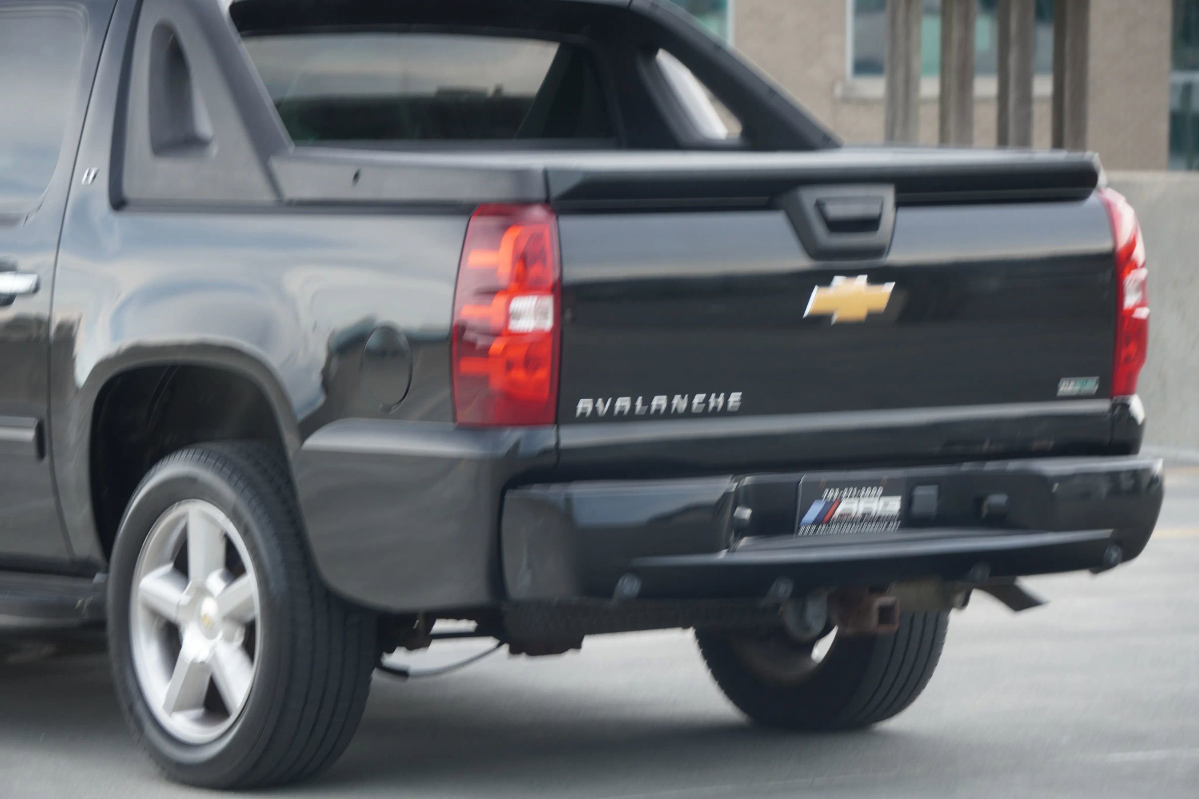 Used 2012 Chevrolet Avalanche LT w/ All-Star Edition image 19