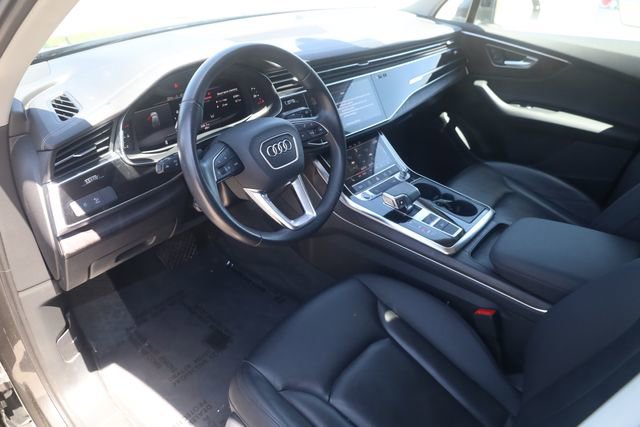 Used 2023 Audi Q7 2.0T Premium w/ Convenience Package AWD/4WD image 9