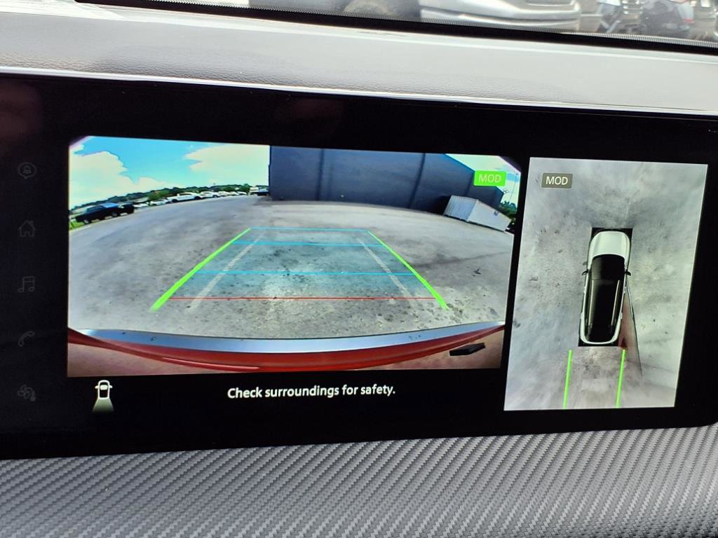 New 2025 Nissan Kicks SR image 17