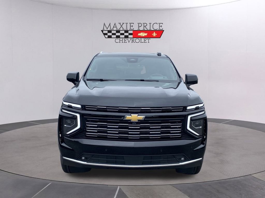 New 2026 Chevrolet Suburban High Country image 2
