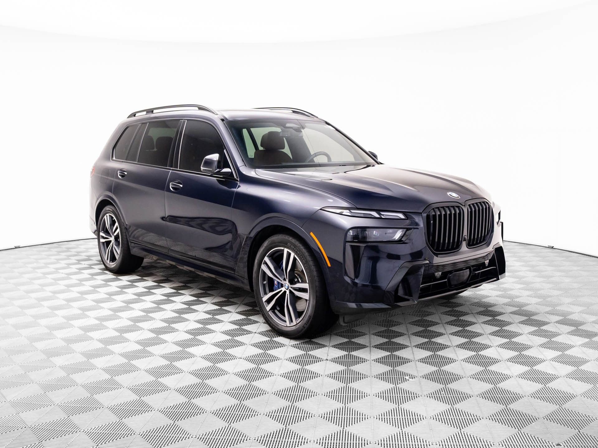 Certified 2024 BMW X7 xDrive40i w/ Executive Package image 7