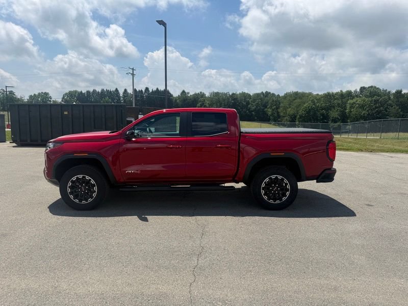 Used 2026 GMC Canyon AT4 w/ Technology Plus Package AWD/4WD image 9