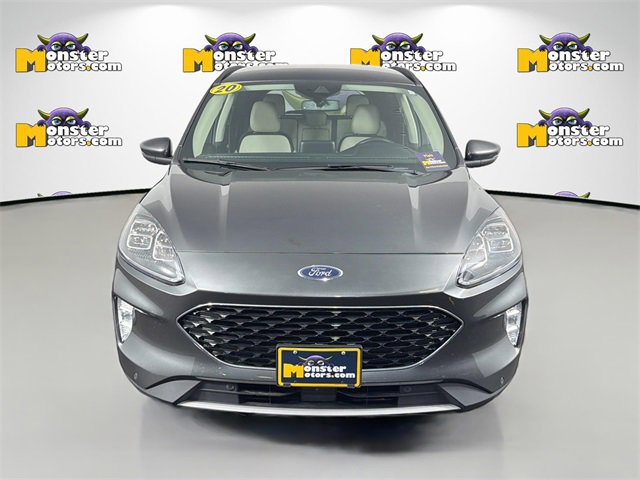 Used 2020 Ford Escape Titanium image 2