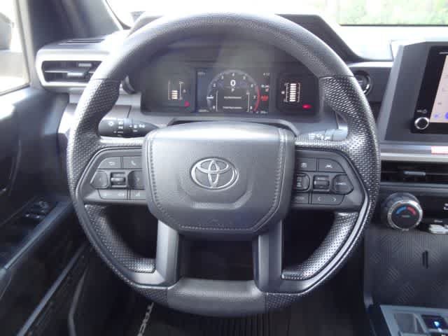 Used 2025 Toyota Tacoma SR5 AWD/4WD image 11