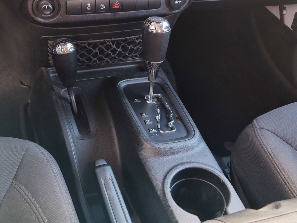 Used 2017 Jeep Wrangler Unlimited Sport w/ Quick Order Package 24S AWD/4WD image 26