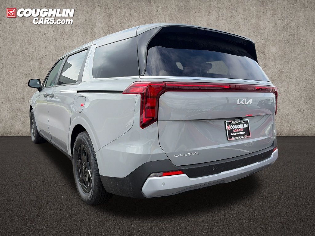 New 2027 Kia Carnival FWD image 5