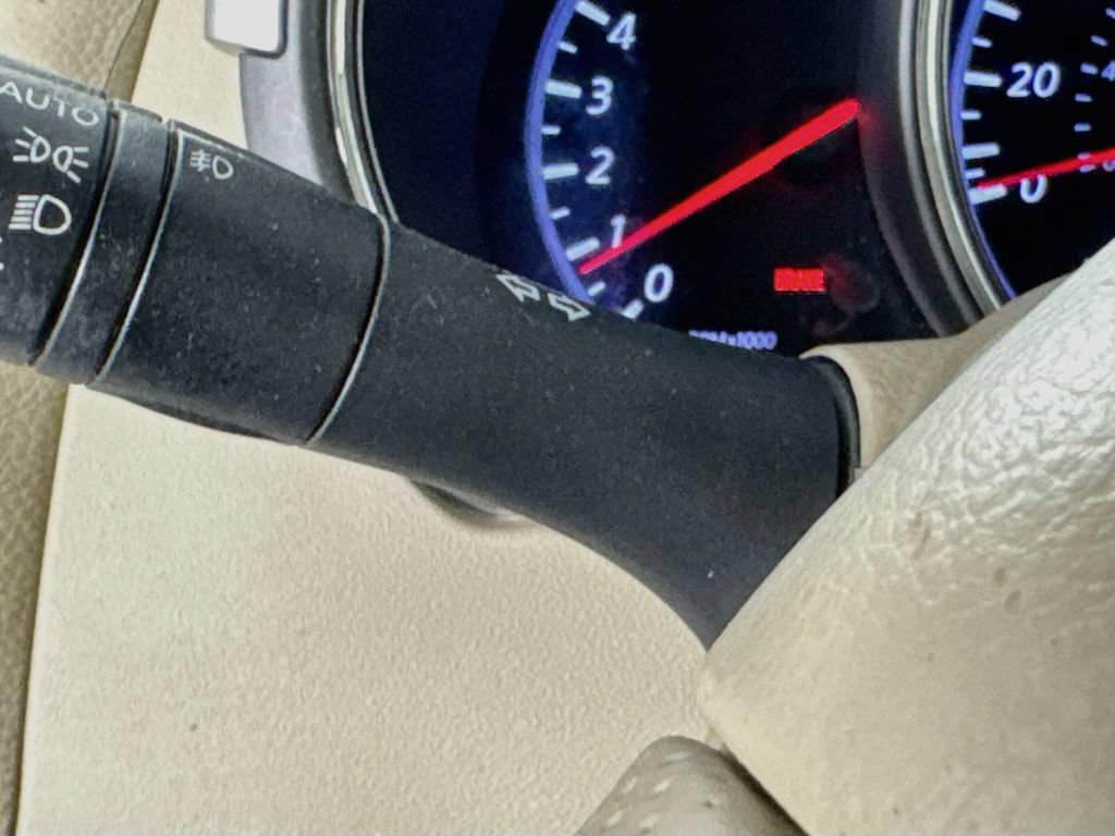 Used 2012 Nissan Murano LE FWD image 13