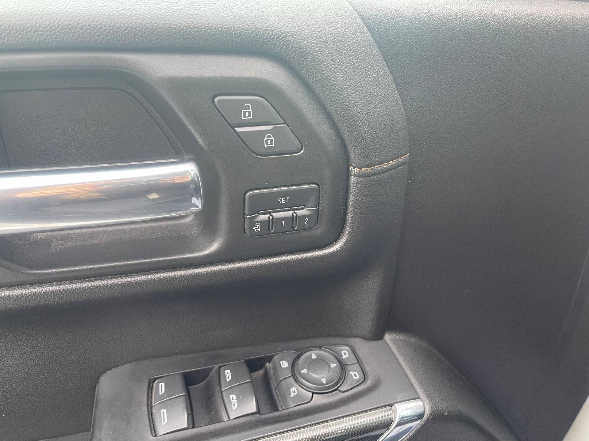Used 2019 GMC Sierra 1500 AT4 w/ AT4 Premium Package AWD/4WD image 17