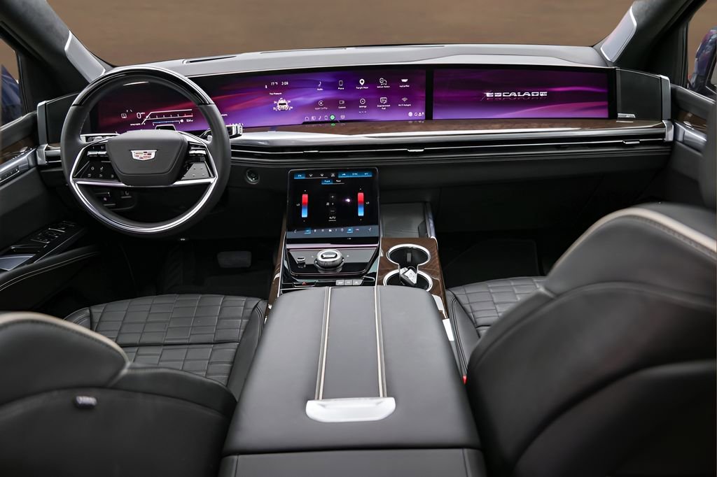 Certified 2026 Cadillac Escalade ESV Platinum Sport AWD/4WD image 27