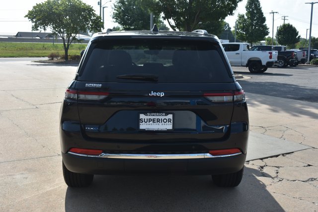 Used 2023 Jeep Grand Cherokee 4WD 4xe image 6