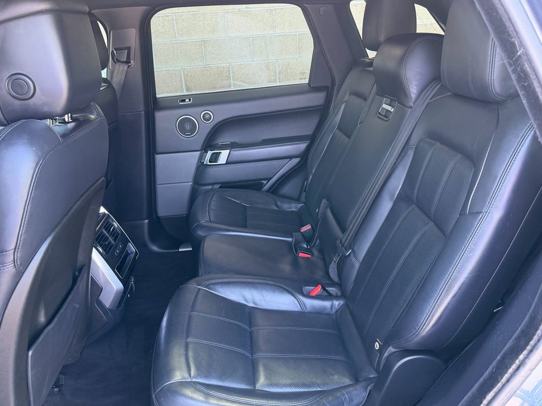 Used 2019 Land Rover Range Rover Sport HSE AWD/4WD image 15