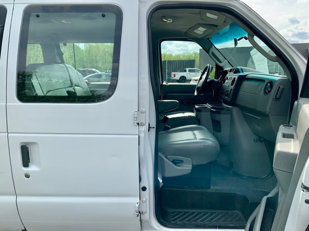 Used 2012 Ford E-350 and Econoline 350 XL w/ PWR Windows & Locks Group RWD image 26