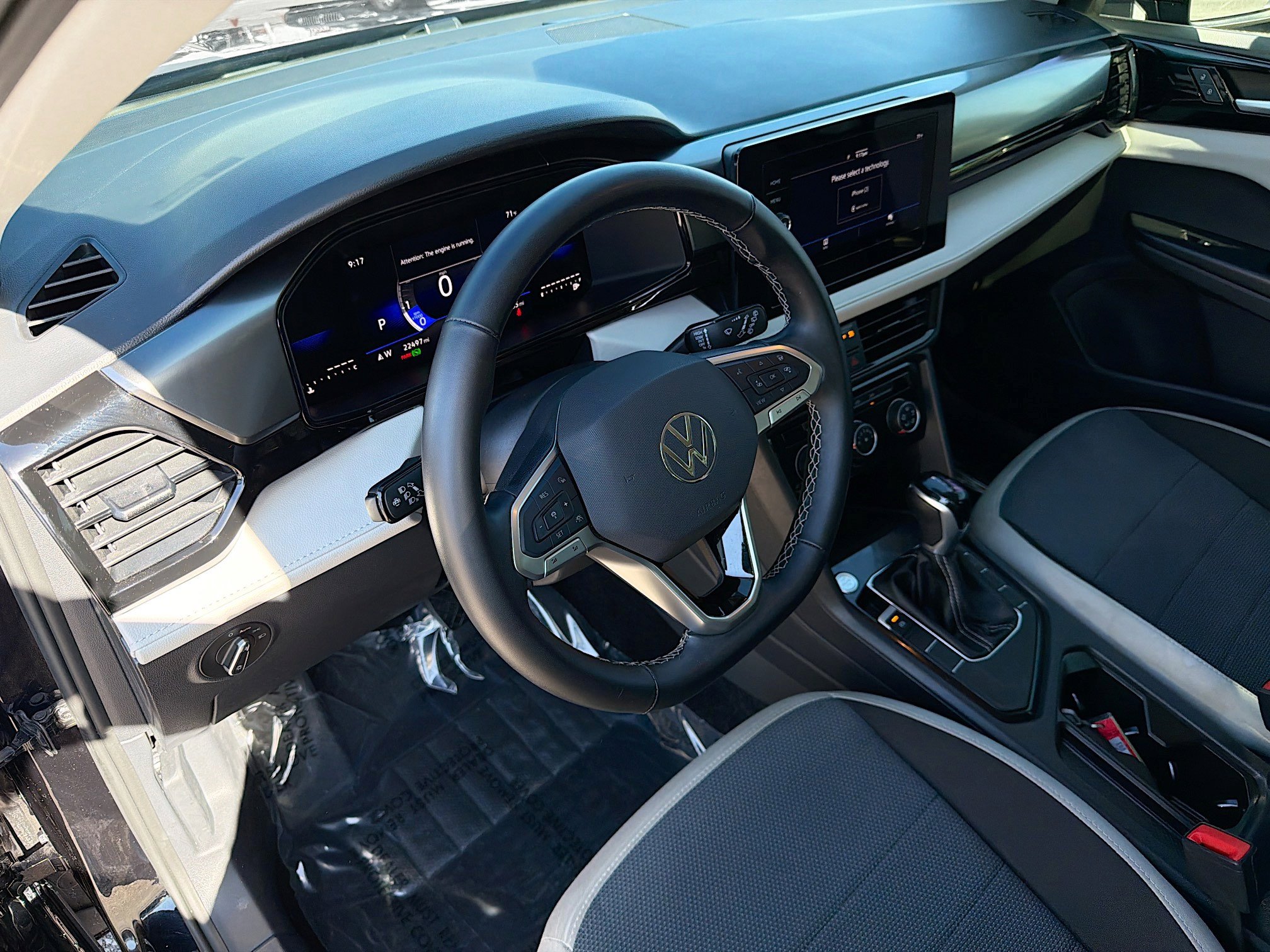 Used 2025 Volkswagen Taos S image 25