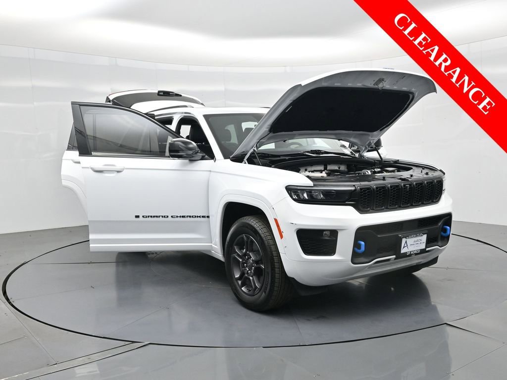 Used 2025 Jeep Grand Cherokee Limited 4xe image 37