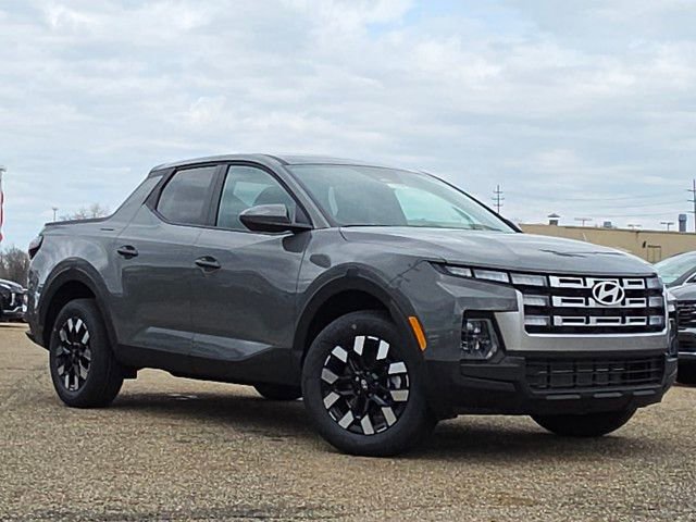 Certified 2025 Hyundai Santa Cruz SE image 2