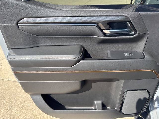 Used 2025 GMC Sierra 1500 AT4 w/ AT4 Premium Package AWD/4WD image 31