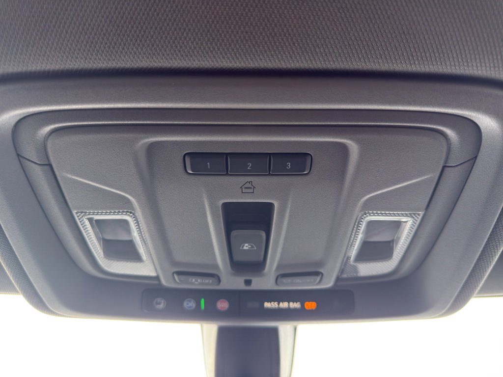 Used 2020 Chevrolet Silverado 1500 RST image 24