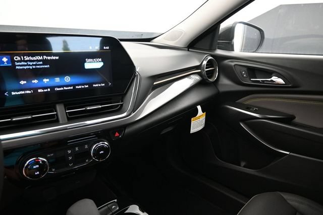 New 2026 Chevrolet Trax ACTIV w/ Driver Confidence Package FWD image 20
