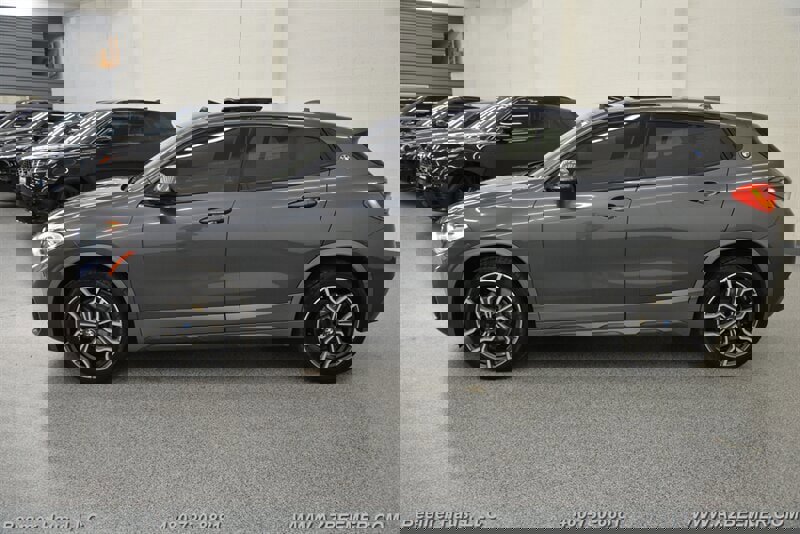 Used 2018 BMW X2 xDrive28i w/ M SportX Package image 3