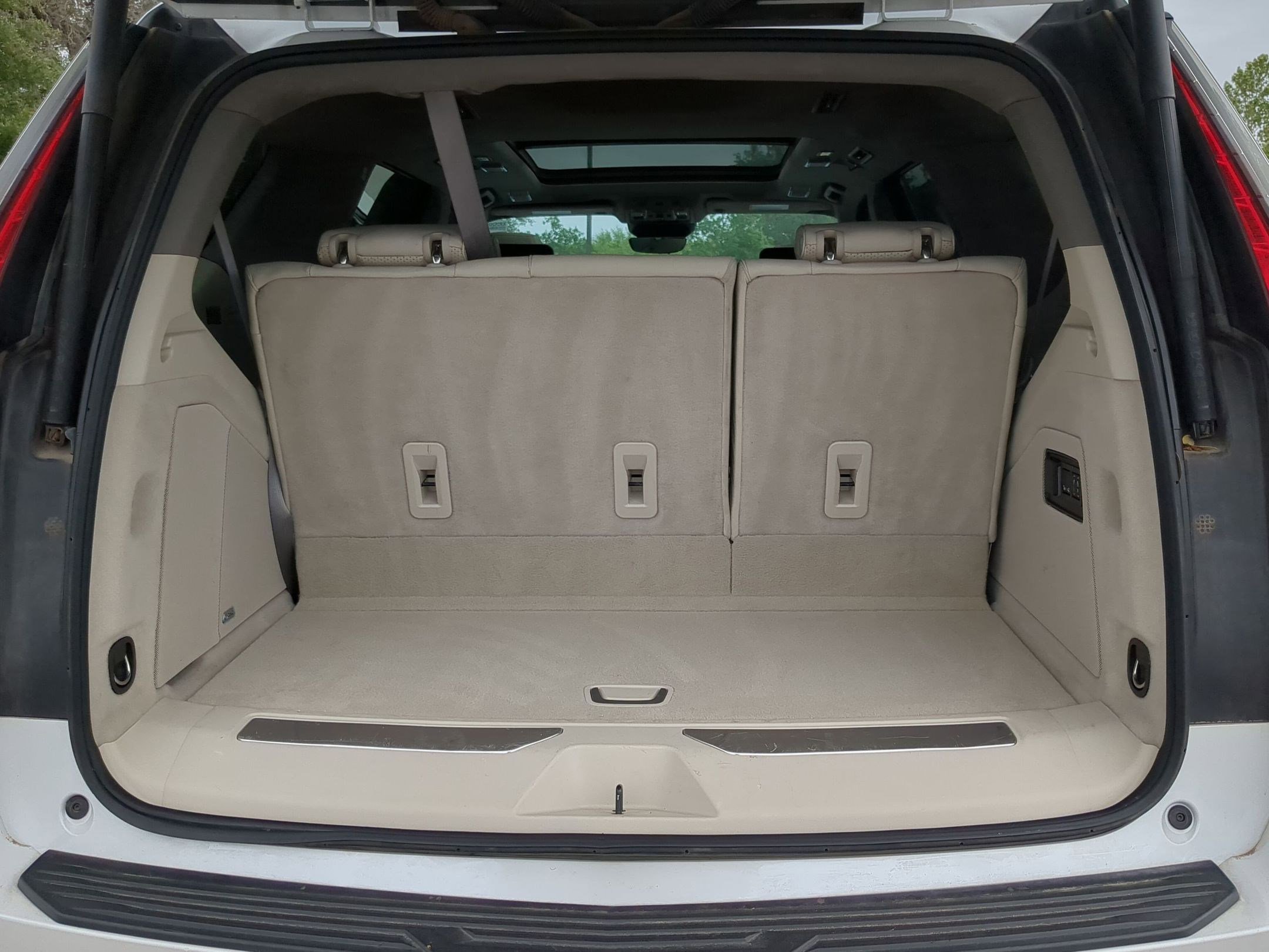 Used 2024 Cadillac Escalade Sport Platinum AWD/4WD image 24