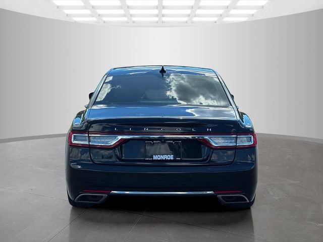 Used 2018 Lincoln Continental Reserve AWD/4WD image 6