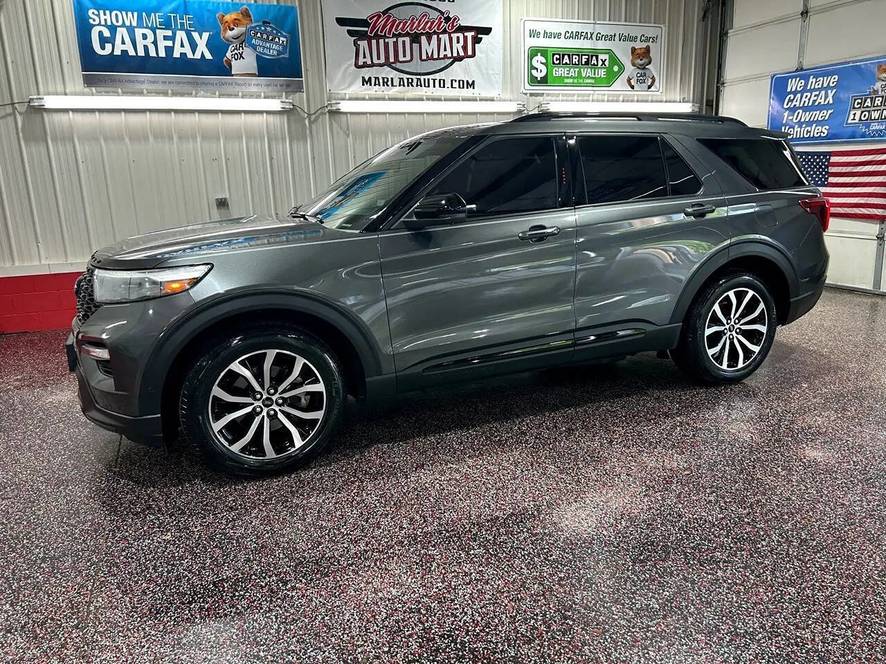 Used 2020 Ford Explorer ST w/ Premium Technology Package image 4