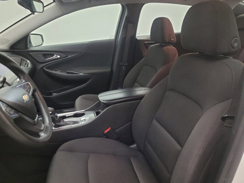 Used 2022 Chevrolet Malibu LT FWD image 17