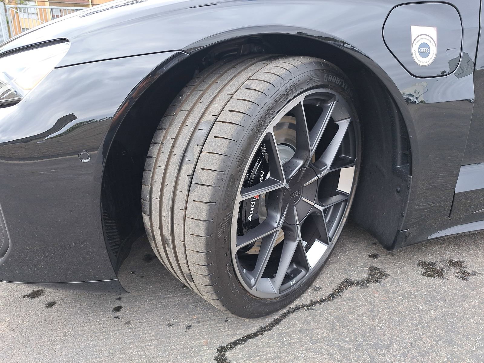 New 2026 Audi RS e-tron GT performance image 35