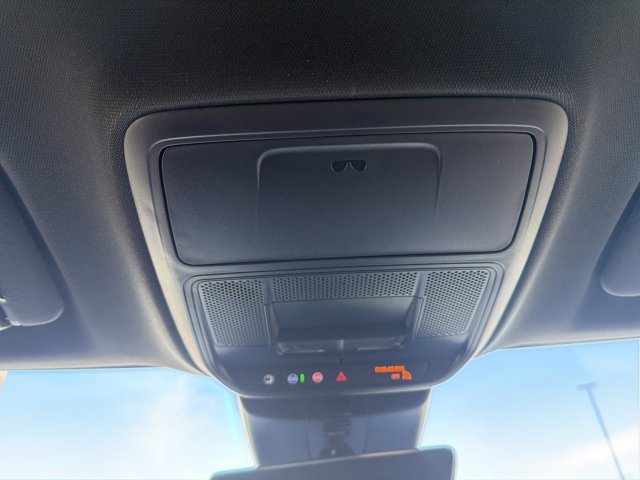 New 2026 Chevrolet Traverse LT image 20