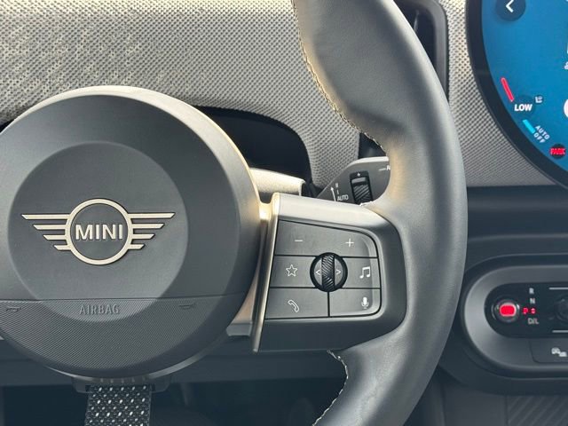 Used 2025 MINI Cooper S FWD image 23