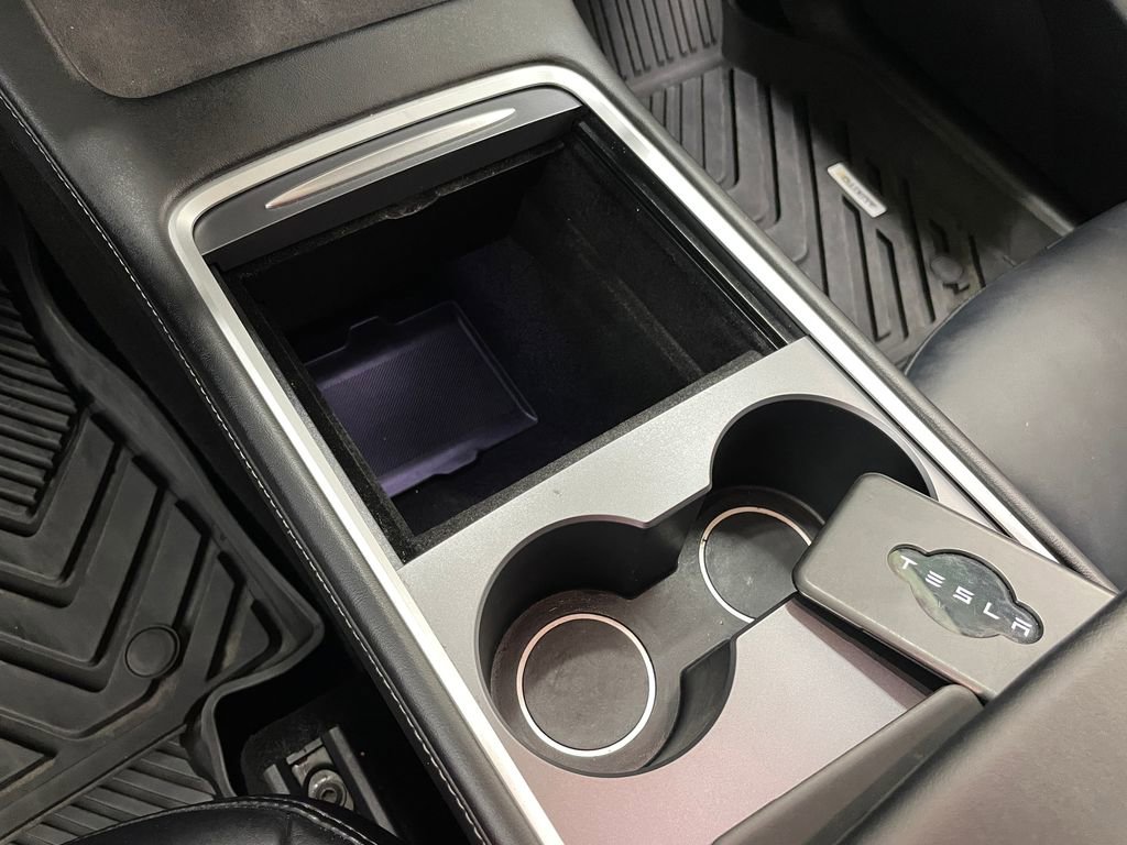 Used 2023 Tesla Model Y Long Range image 27