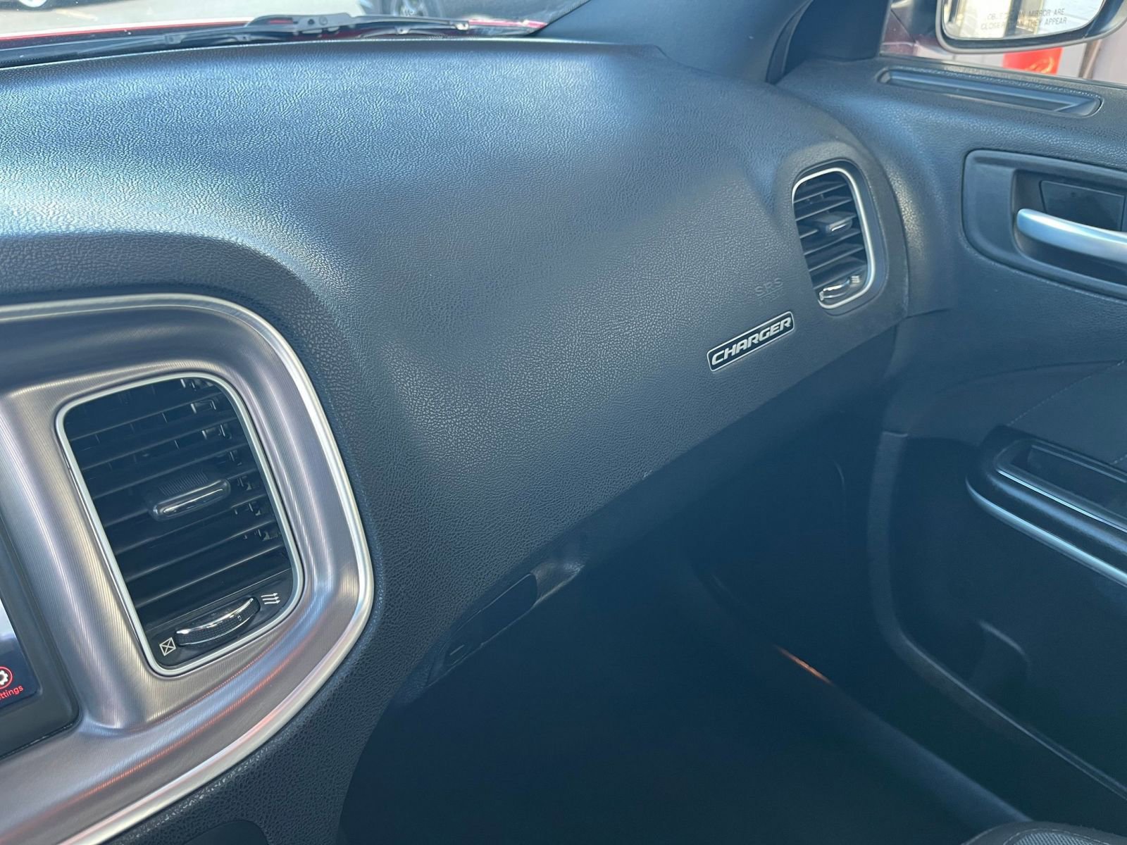 Used 2022 Dodge Charger SXT image 35