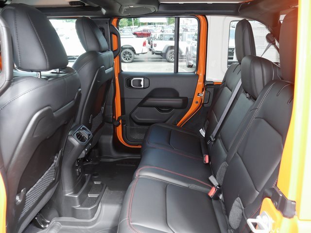 New 2025 Jeep Wrangler Unlimited Rubicon w/ XTREMEE 35" Tire Package image 26