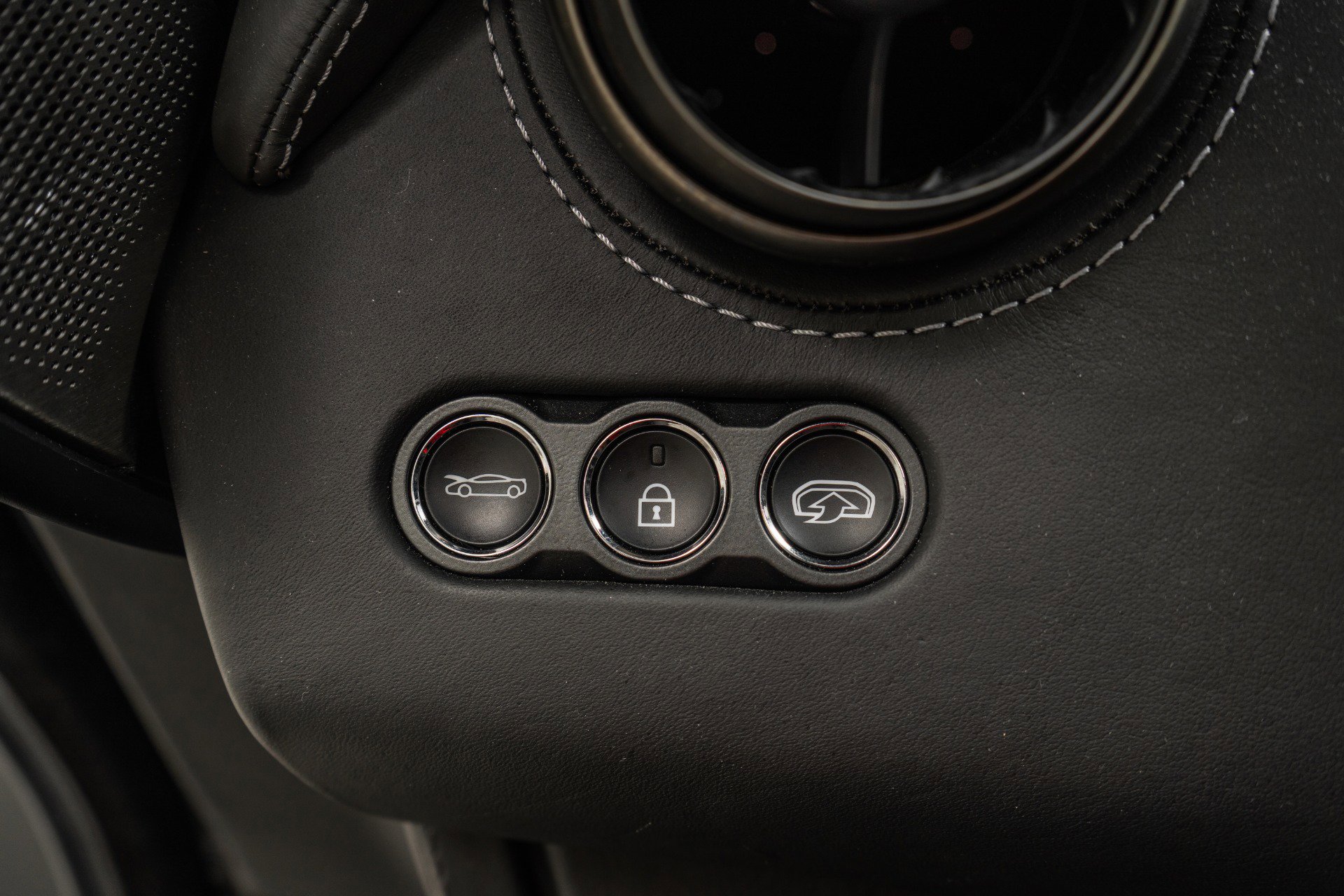 Used 2019 McLaren 720S Luxury image 28