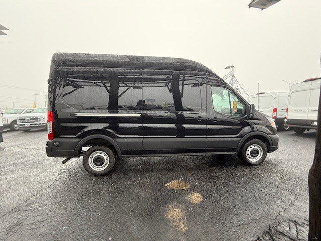 New 2026 Ford Transit 250 148 High Roof RWD image 2