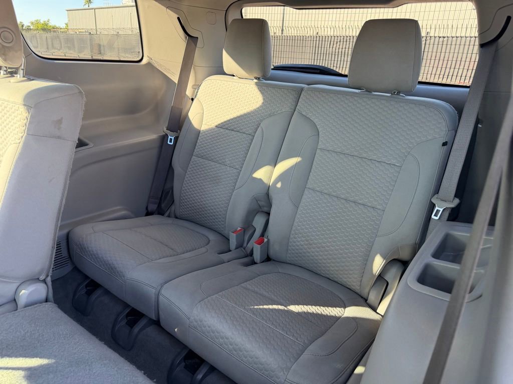 Used 2018 GMC Acadia SLE image 22