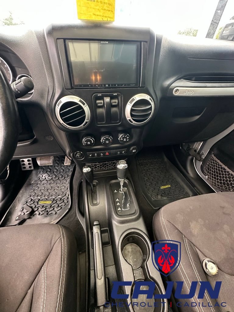 Used 2013 Jeep Wrangler Rubicon w/ PWR Convenience Group AWD/4WD image 17