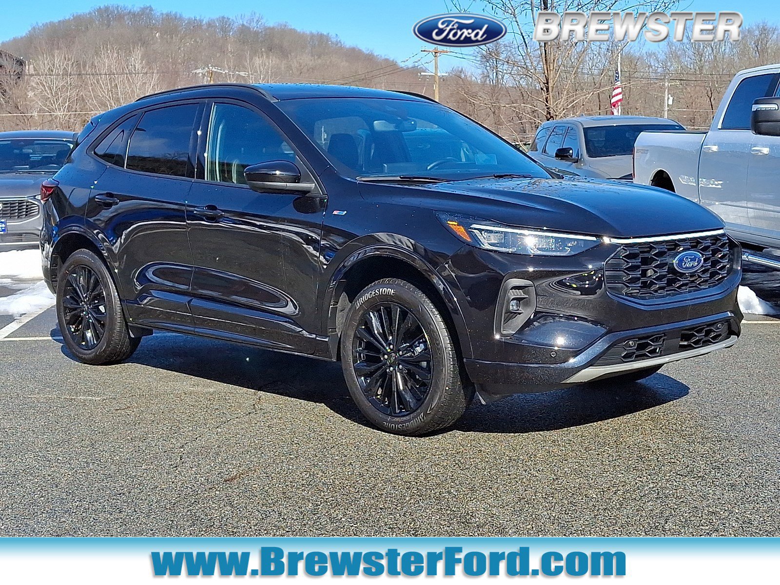 Certified 2025 Ford Escape ST-Line Elite w/ Premium Technology Package image 1