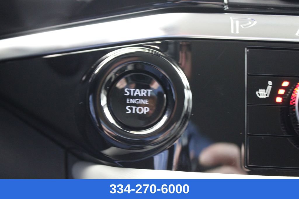 New 2026 Nissan Pathfinder SL image 10