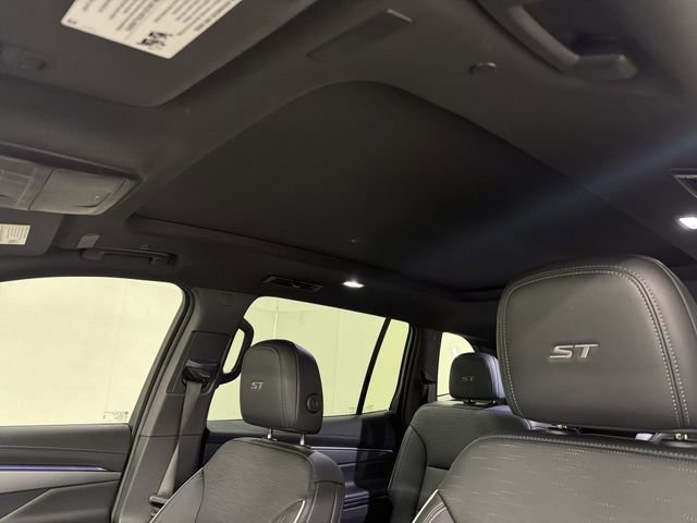 Certified 2025 Buick Enclave Sport Touring w/ Super Cruise Package image 24