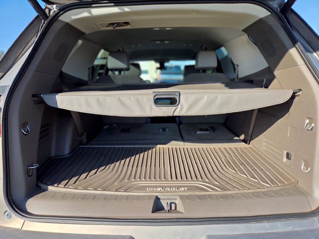 Used 2019 Chevrolet Traverse Premier w/ LPO, Cargo Package AWD/4WD image 15