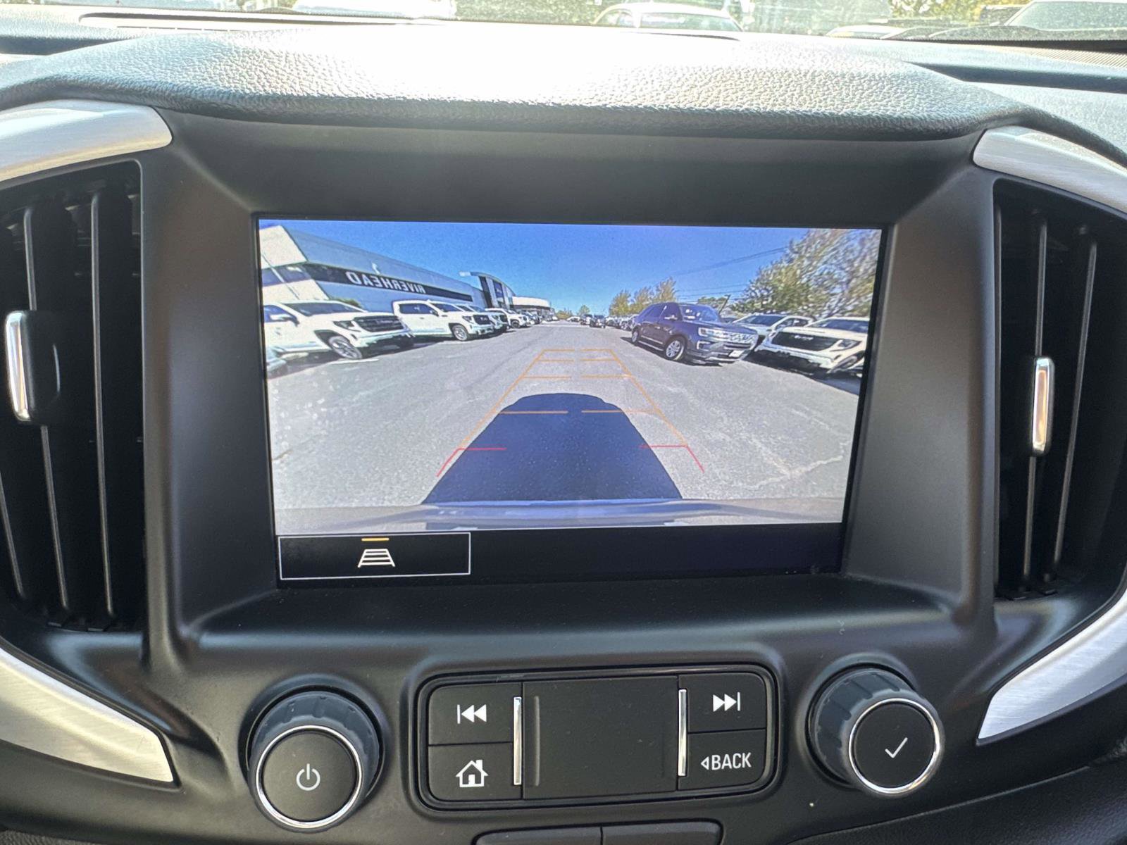 Used 2024 GMC Terrain SLT AWD/4WD image 29