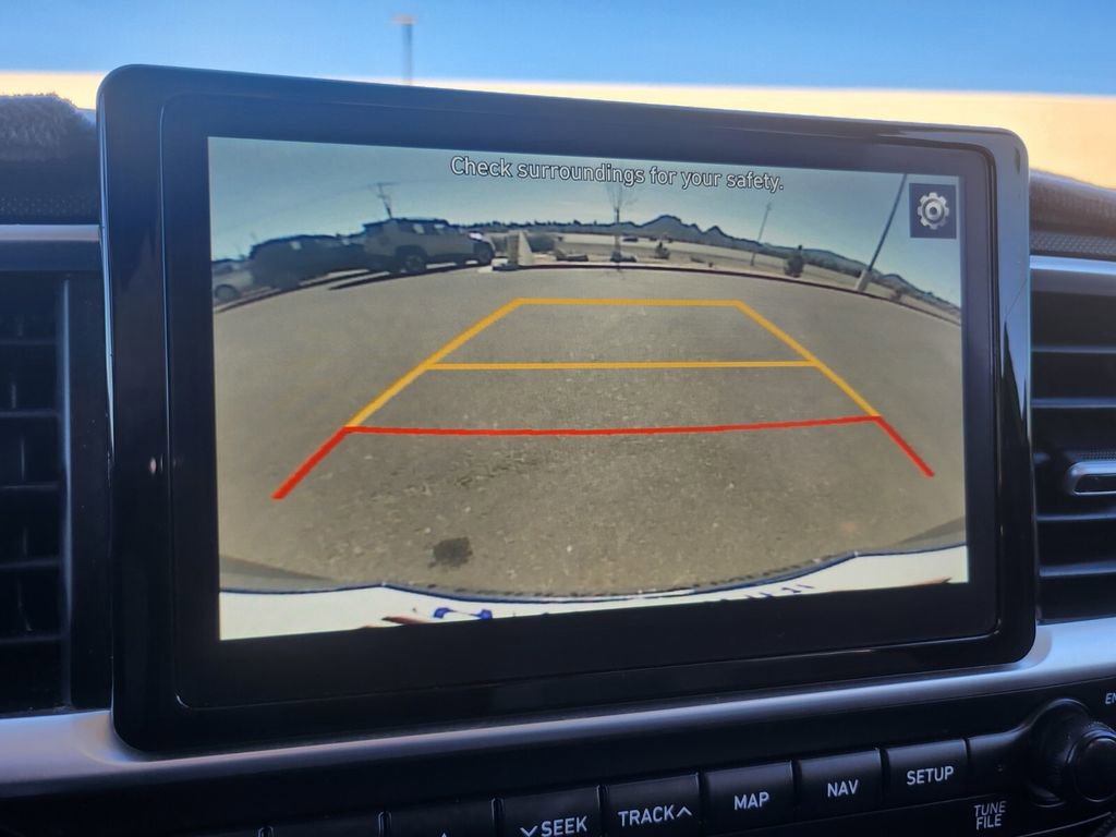 Certified 2021 Hyundai Venue SEL w/ Premium Package image 20