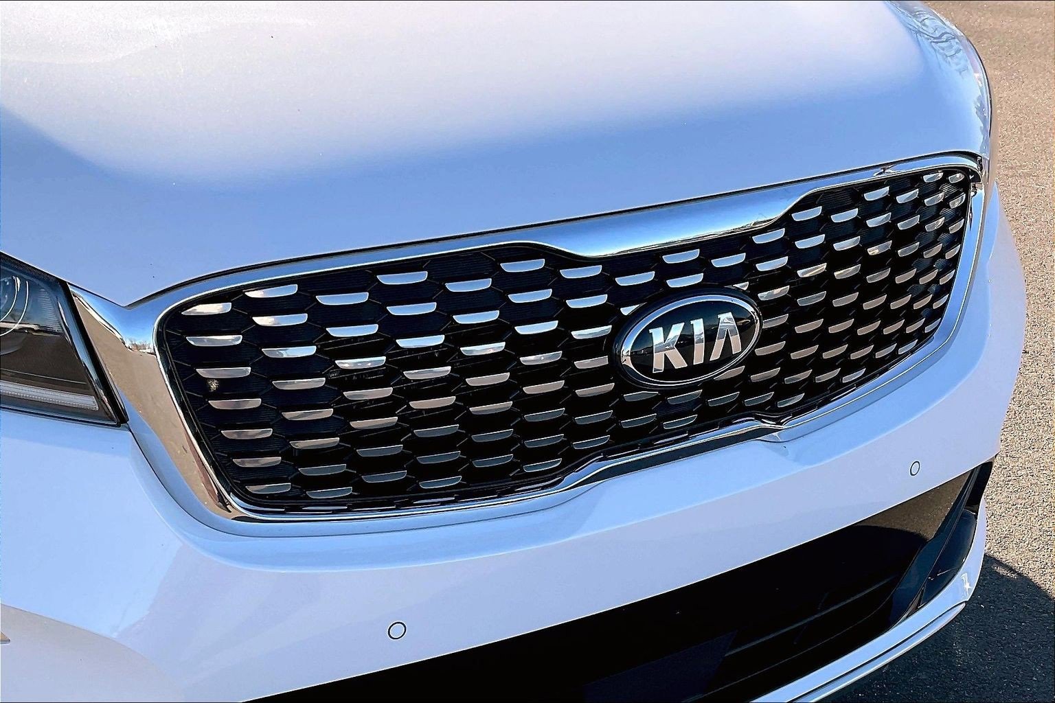 Used 2019 Kia Sorento SX image 34