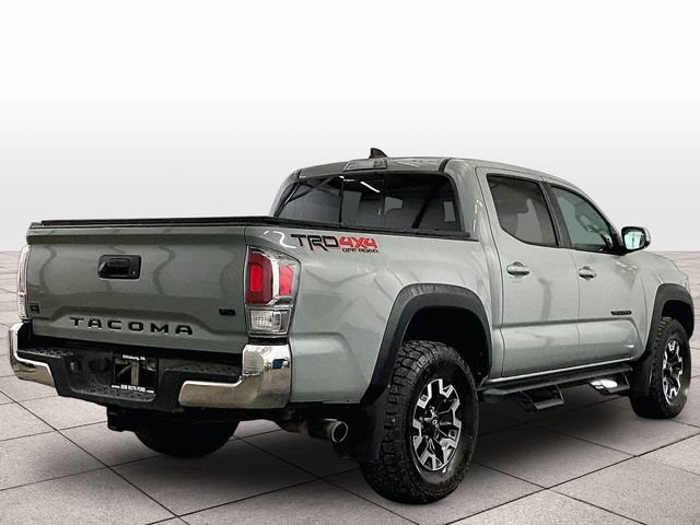 Used 2023 Toyota Tacoma TRD Off-Road w/ Black Out Package (TMS) AWD/4WD image 11