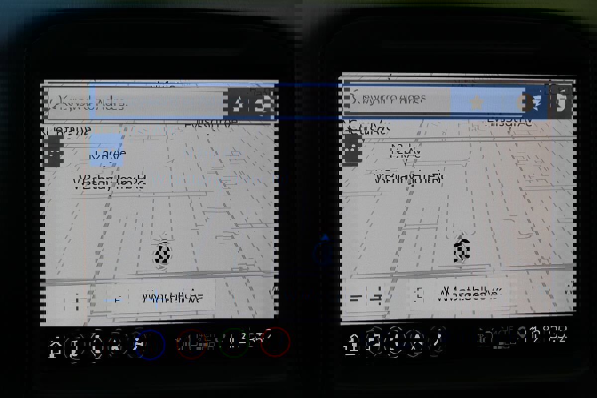 Used 2021 GMC Sierra 1500 AT4 w/ AT4 Preferred Package image 36