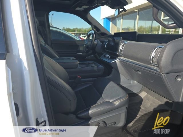 Used 2025 Ford Expedition Tremor AWD/4WD image 10