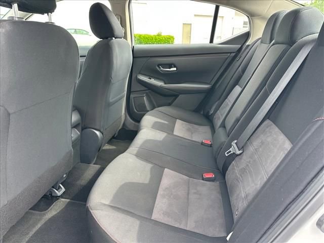 Used 2025 Nissan Sentra SR FWD image 15